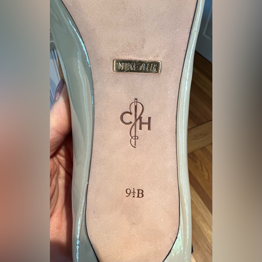 Cole Haan NikeAir nude pumps, Size 9.5B, like new, in box with dust bag - Picture 8 of 9